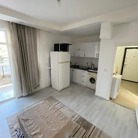 6 Kisilik Ve Iki Antalya